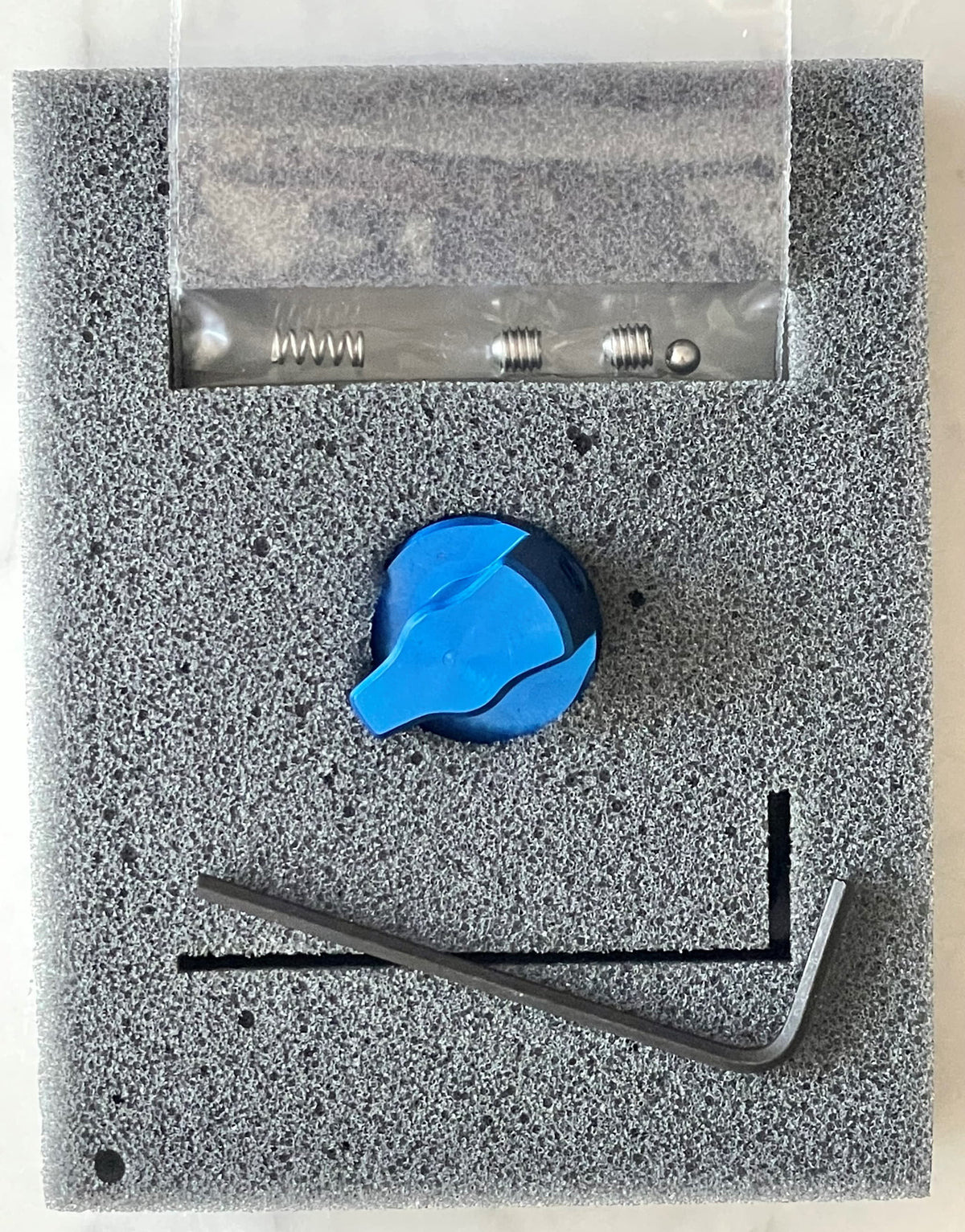 mscmotousa, Blue Adjuster Knob for RM3, Axis, and VectorMX Steering Dampers, MK0001, axis, rm3, vectormx, , Imported and distributed in North &amp; South America by Lindeco Genuine Powersports.